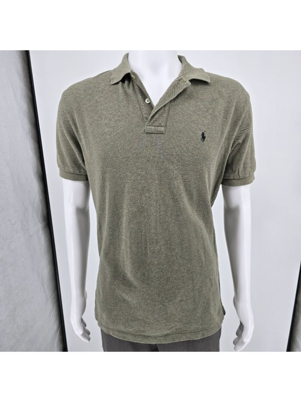 Vintage 1990s/Y2K Polo Ralph Lauren Olive Green Cotton Polo Shirt (Medium)
